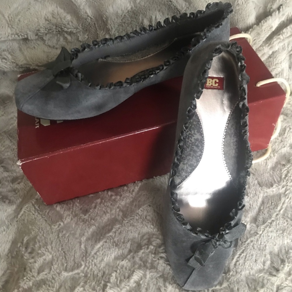 BC grey suede ballet flats EUC